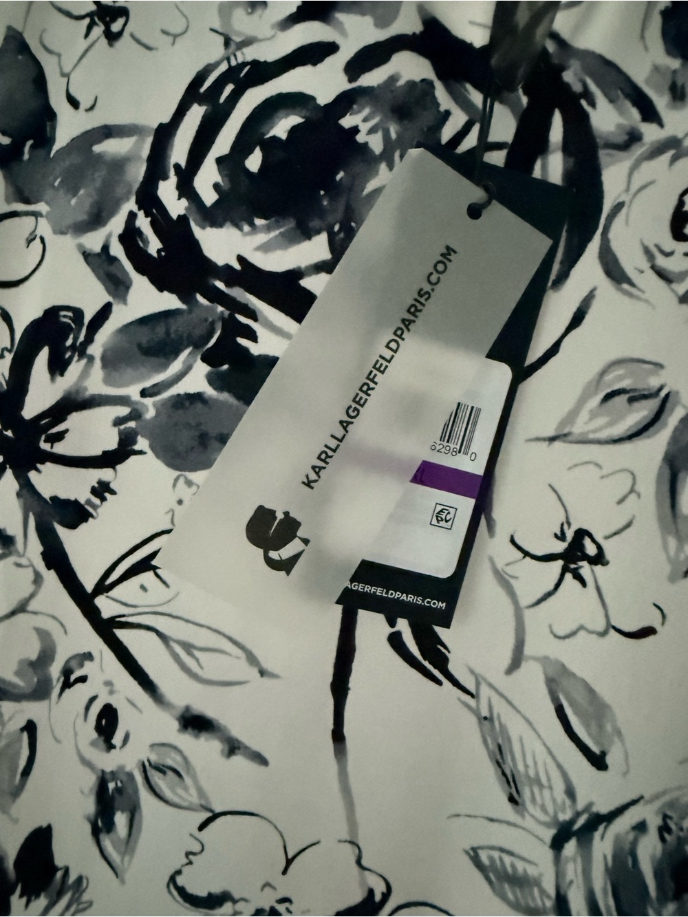 Karl Lagerfeld Black & Cream Floral Long-Sleeve Dress - Picture 4 of 5